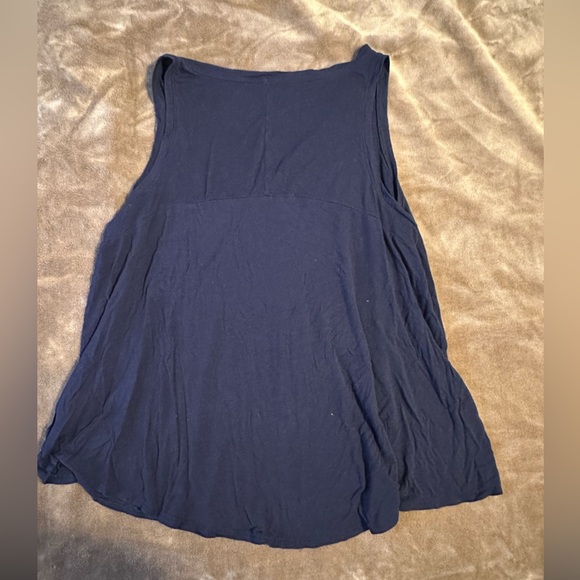 Time & Tru Tank Top - Picture 4 of 5